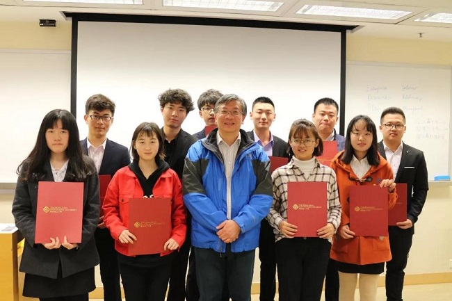 大学点完名就能走吗_大学点招还存在吗_双点大学