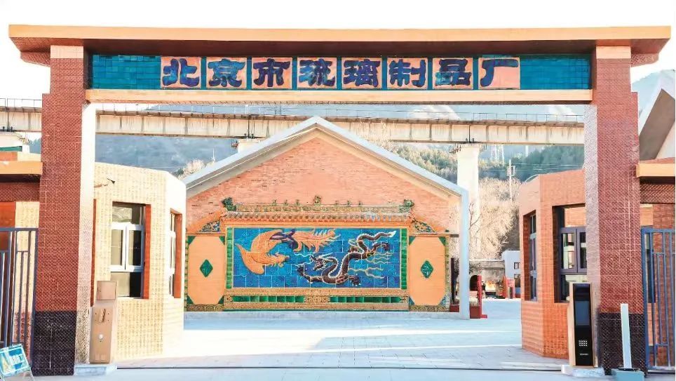 怎样在手机上下载文章_手机上的容县游戏下载_饥饿游戏嘲笑鸟上下载